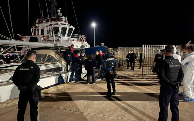 Réfugiés syriens débarqués à Porto-Vecchio : un juge ordonne la libération